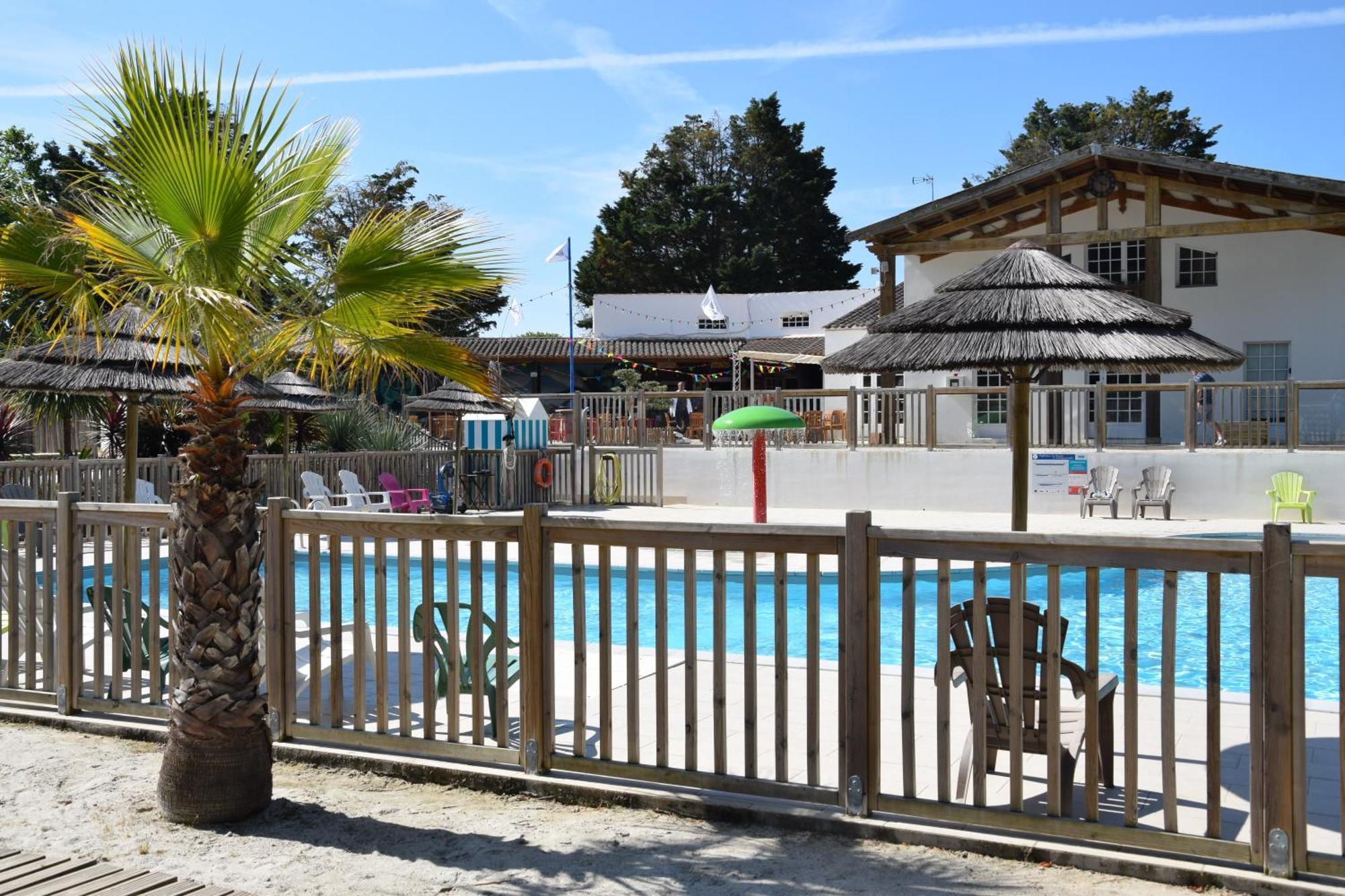 Camping Les Maraises Saint-Martin-de-Ré Exteriér fotografie