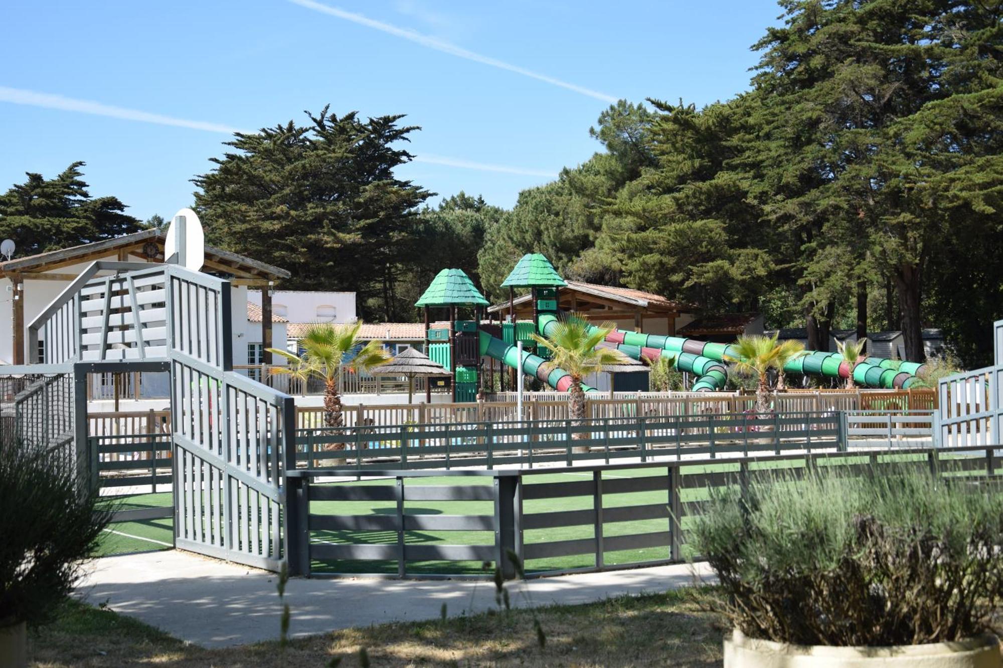 Camping Les Maraises Saint-Martin-de-Ré Exteriér fotografie