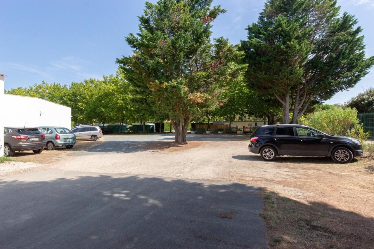 Camping Les Maraises Saint-Martin-de-Ré Exteriér fotografie
