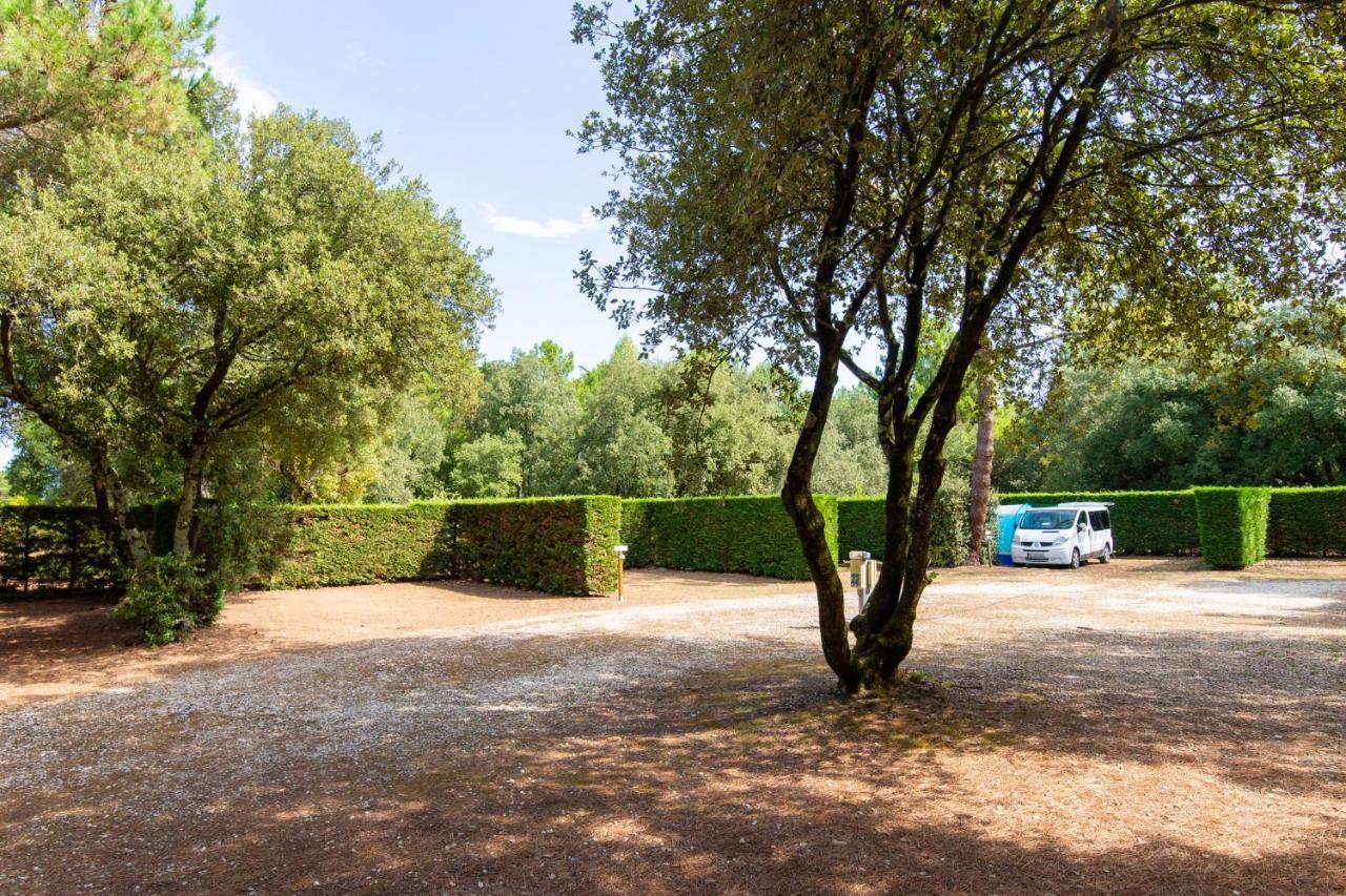 Camping Les Maraises Saint-Martin-de-Ré Exteriér fotografie