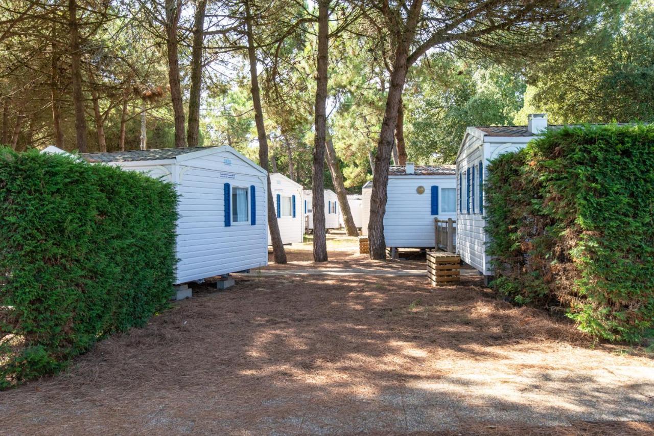 Camping Les Maraises Saint-Martin-de-Ré Exteriér fotografie